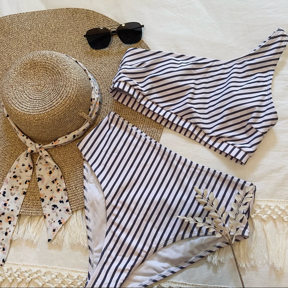 Striped One-Shoulder High Waisted Bikini